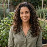 Miriam, a Jewish-American organic herb farmer from New York