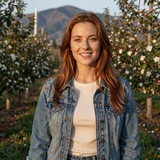 Amanda, apple orchard owner from Shepherdstown, West Virginia
